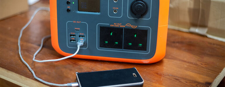 panne électricité recharger appareils